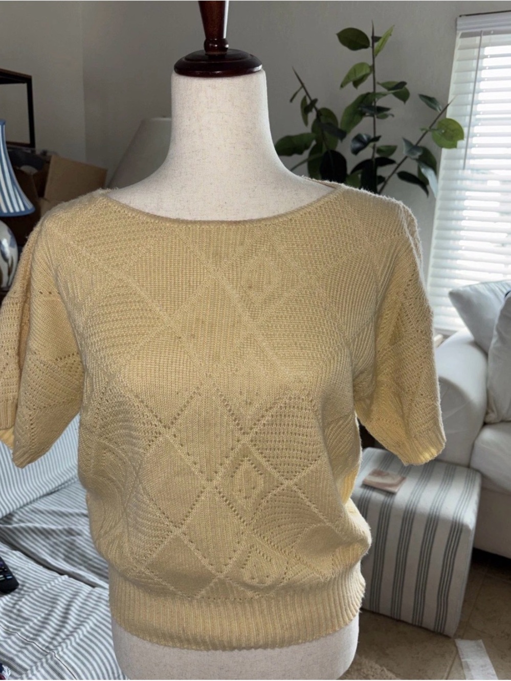 Vtg 80’s Light Yellow Knit short sleeved Sweater Made In USA Cottagecore Women M